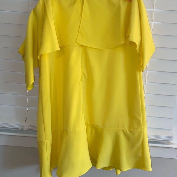 Boutique Yellow Off the Shoulder Dress - Picture 3 of 6